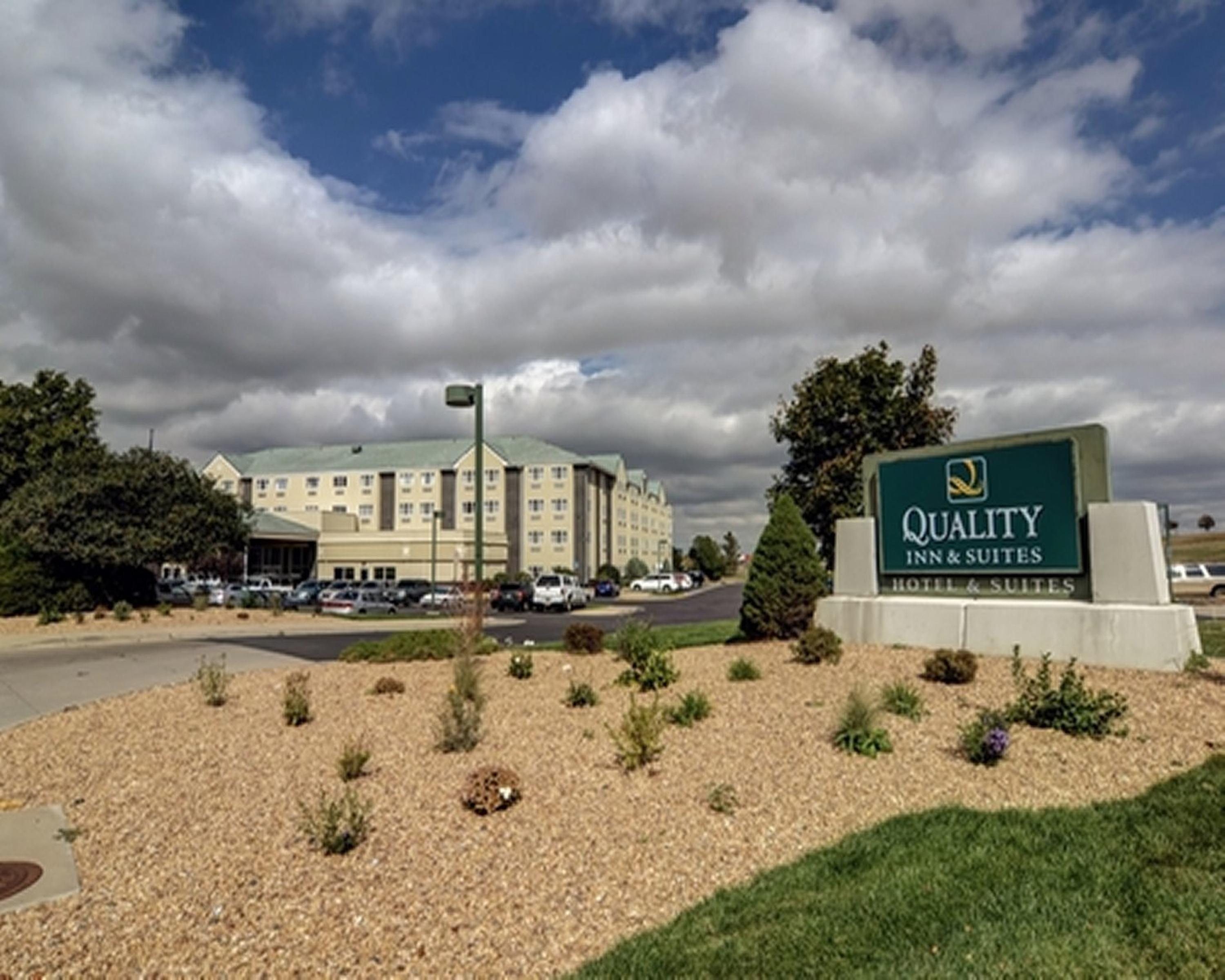 Quality Inn & Suites Denver Airport - Gateway Park Aurora Luaran gambar
