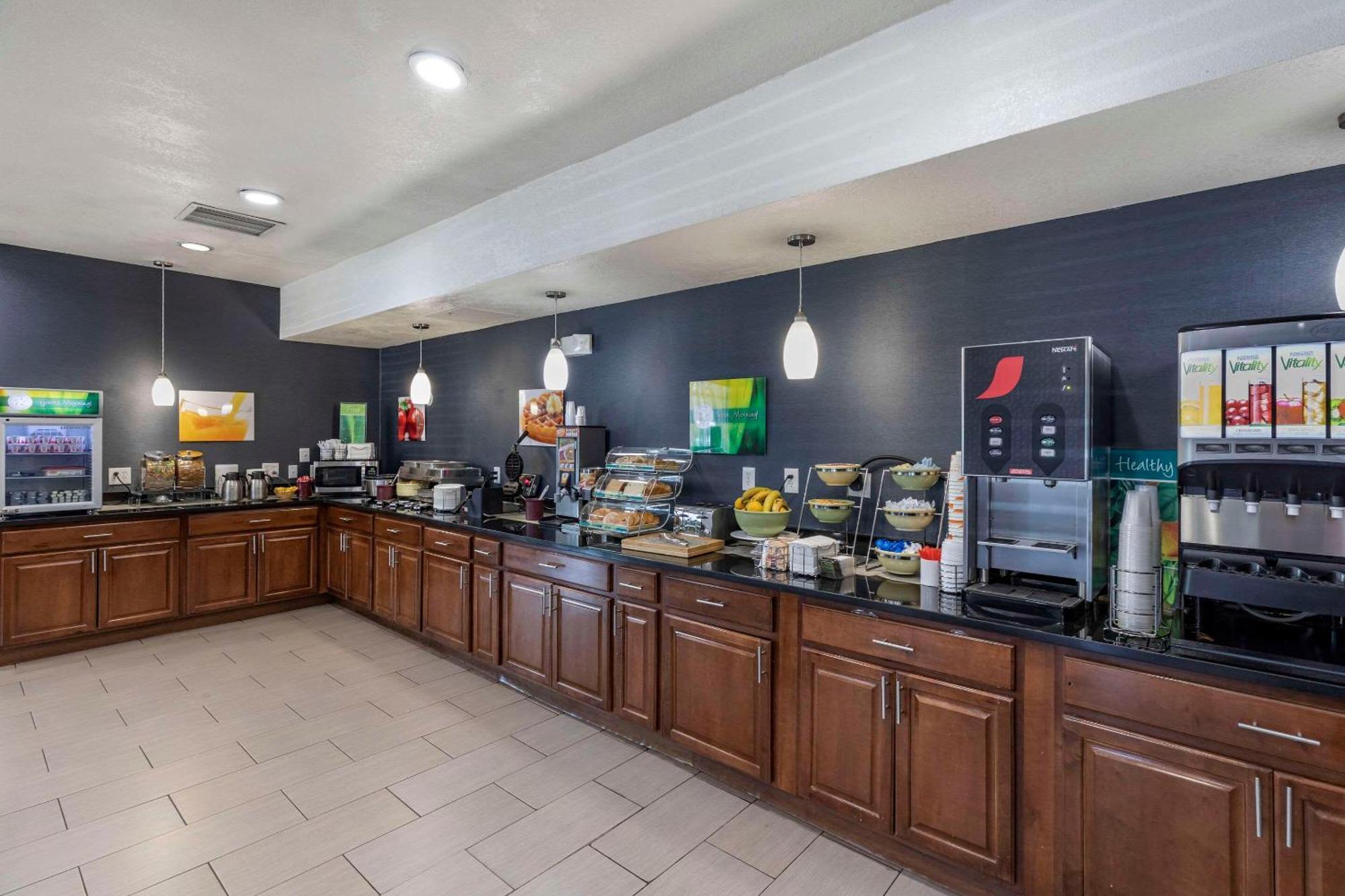 Quality Inn & Suites Denver Airport - Gateway Park Aurora Luaran gambar