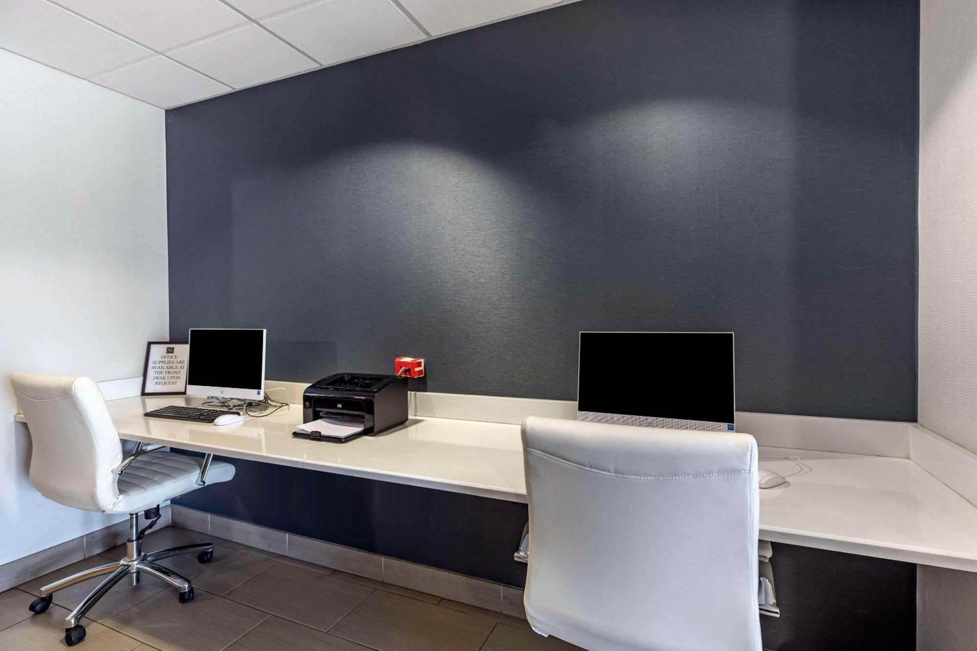 Quality Inn & Suites Denver Airport - Gateway Park Aurora Luaran gambar