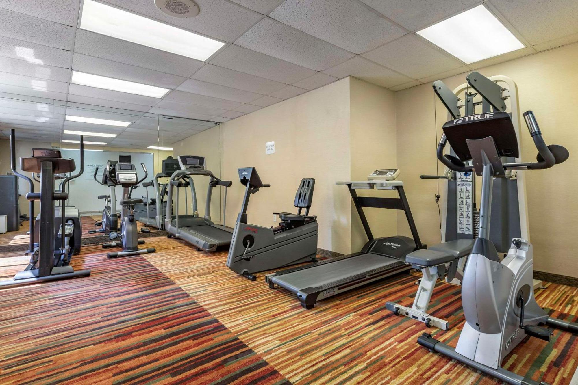 Quality Inn & Suites Denver Airport - Gateway Park Aurora Luaran gambar
