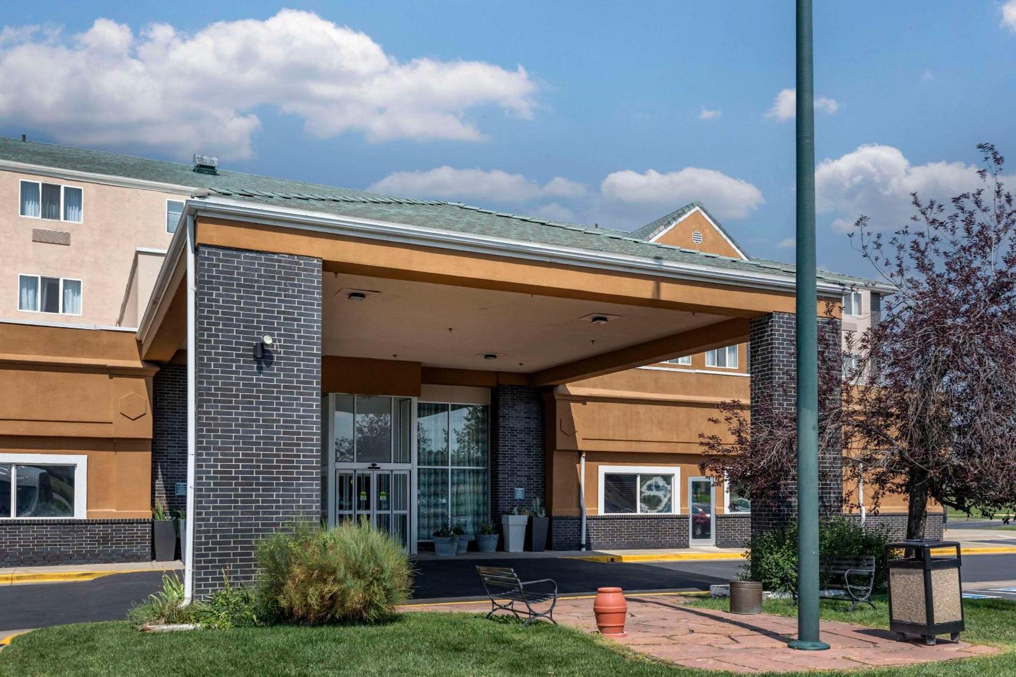 Quality Inn & Suites Denver Airport - Gateway Park Aurora Luaran gambar
